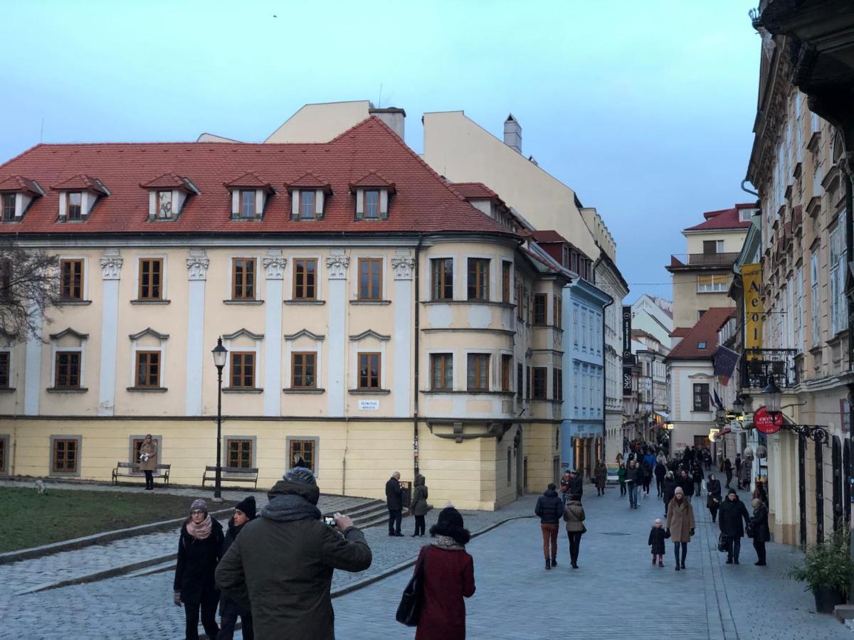 Pleasant Under The Castle Apartmán Bratislava